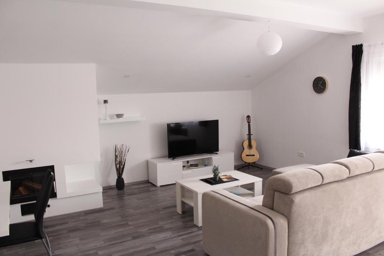 Top Floor Apartment Zadar Bagian luar foto