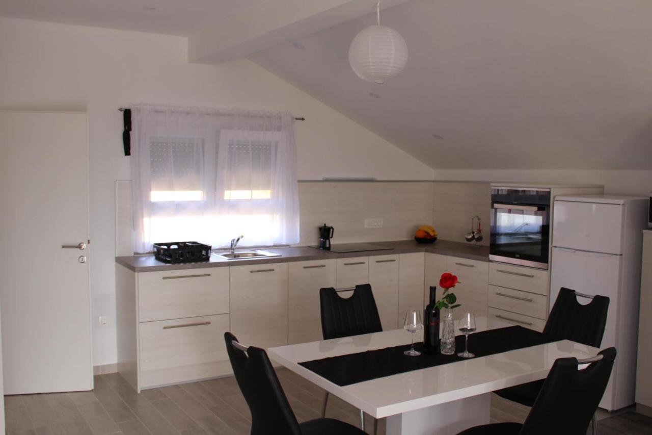 Top Floor Apartment Zadar Bagian luar foto